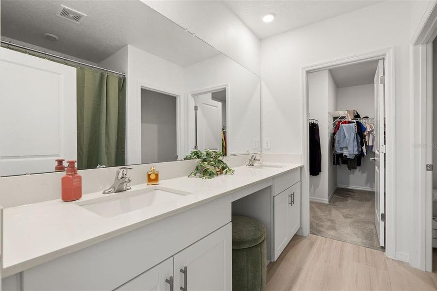 Furnished interior view inside a new home in Connerton, Land O' Lakes (Image 32).