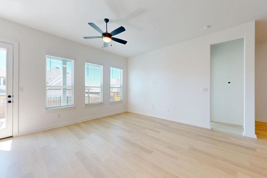 Spacious, unfurnished interior of a new home in Heritage, Dripping Springs (Image 17). Spacious, unfurnished interior of a new home in Heritage, Dripping Springs (Image 17).