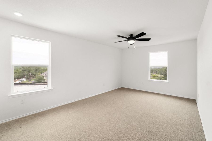 Spacious, unfurnished interior of a new home in Creekside at Estancia, Austin (Image 22).