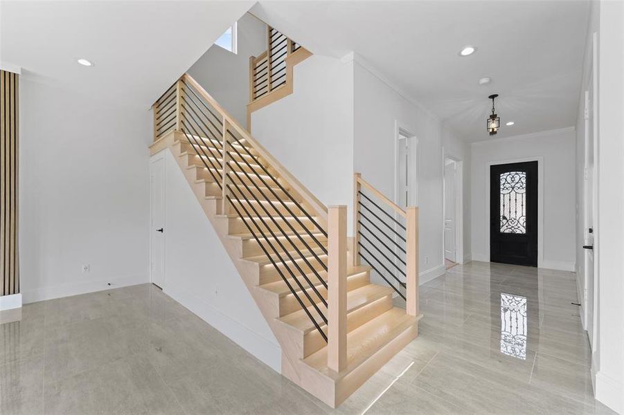 Spacious, unfurnished interior of a new home in , Dallas (Image 27).