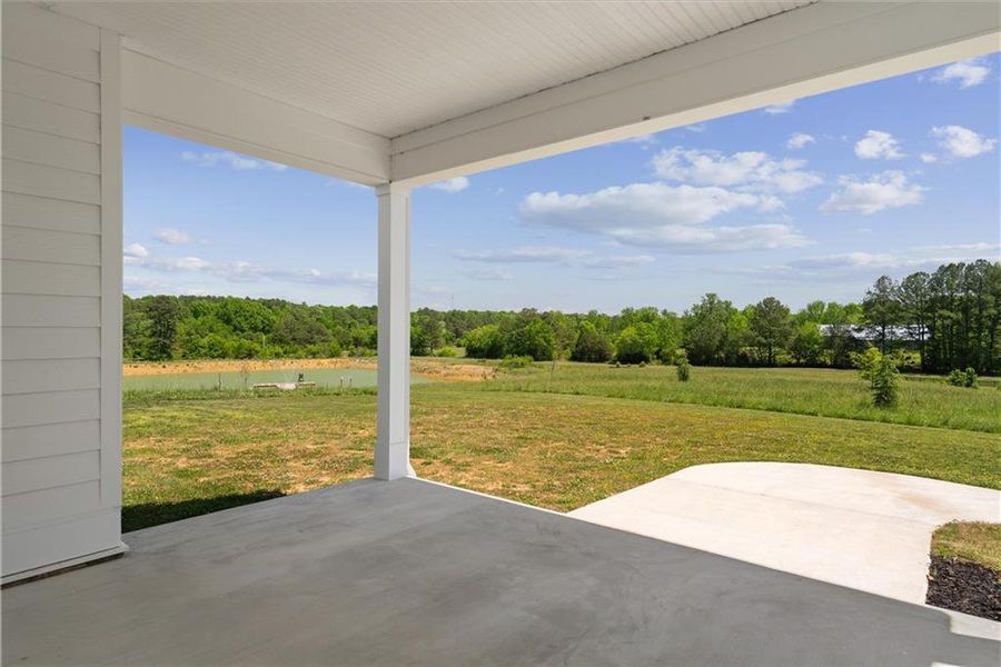 Exterior details and patio area of a home in , Resaca (Image 3).