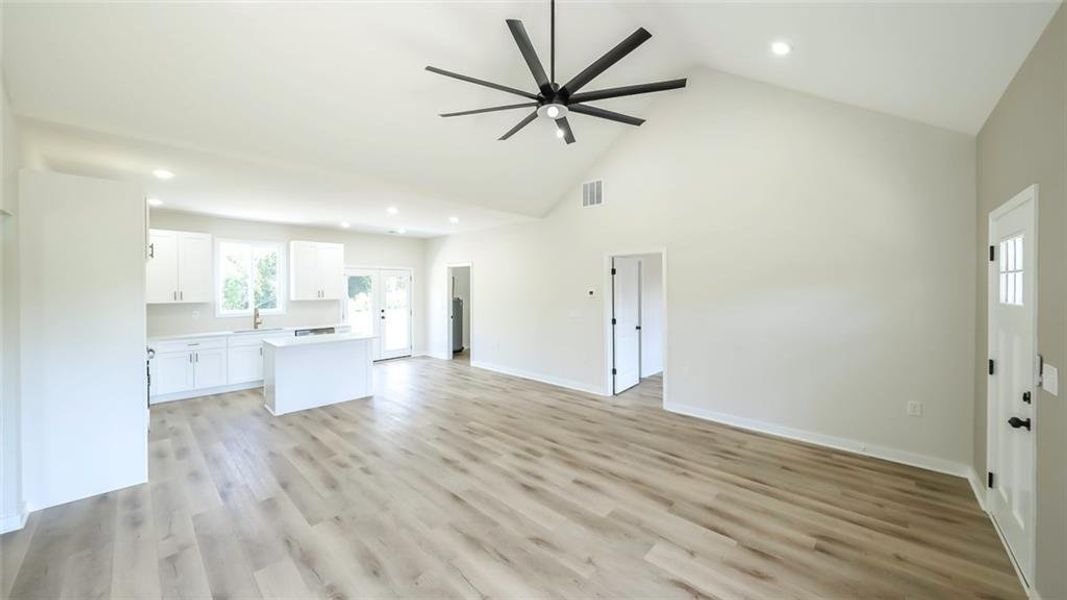 Spacious, unfurnished interior of a new home in , Tallapoosa (Image 19).
