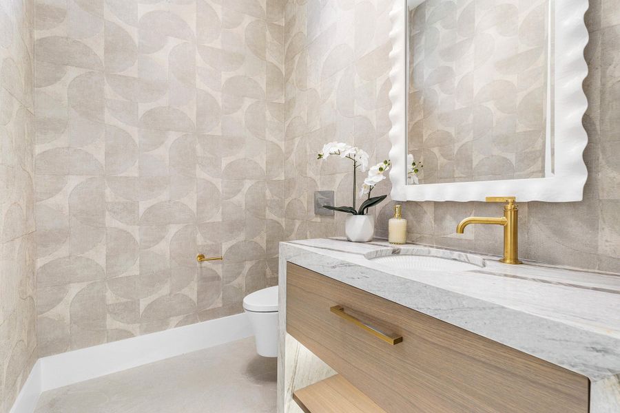 035-368ChurchillRoad-WestPalmBeach-FL-33