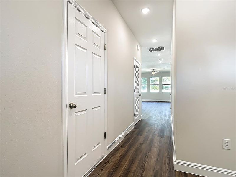 Spacious, unfurnished interior of a new home in , North Port (Image 24). Spacious, unfurnished interior of a new home in , North Port (Image 24).