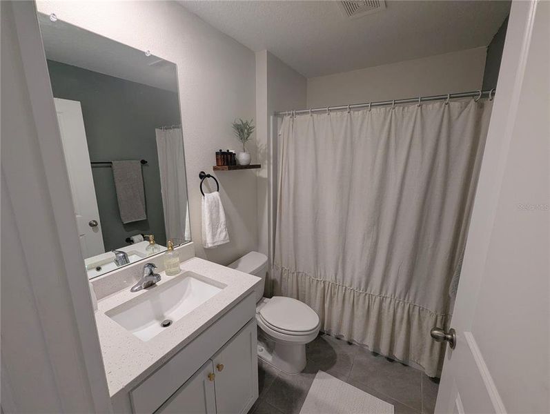 Furnished interior view inside a new home in , Zephyrhills (Image 17).