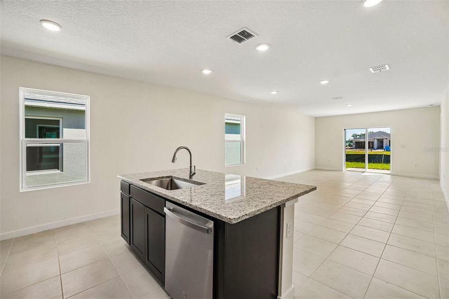 Furnished interior view inside a new home in Willowbrook North, Winter Haven (Image 15). Furnished interior view inside a new home in Willowbrook North, Winter Haven (Image 15).