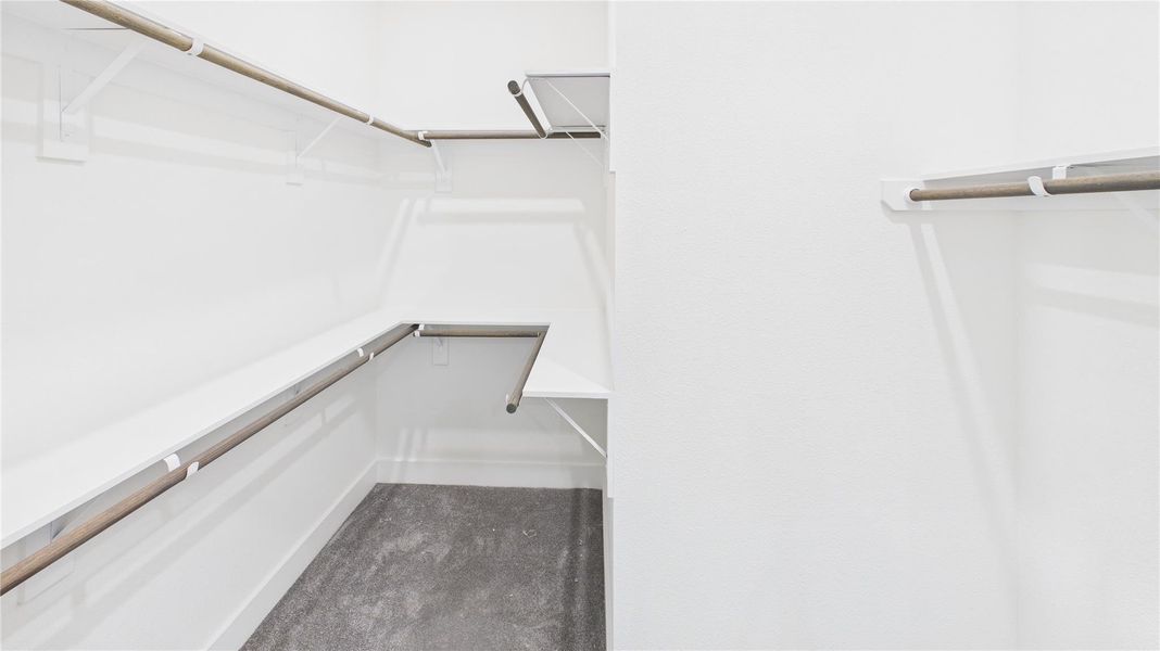 Spacious, unfurnished interior of a new home in , Houston (Image 12).