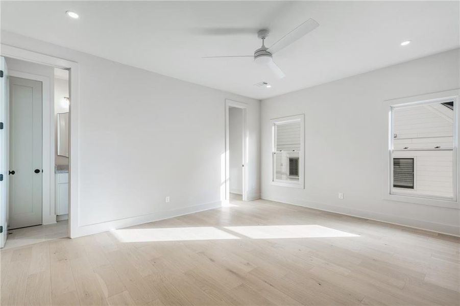 Spacious, unfurnished interior of a new home in , Atlanta (Image 45).