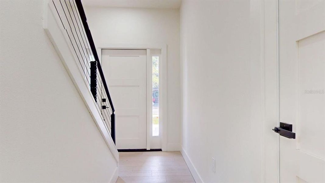 Spacious, unfurnished interior of a new home in , Tampa (Image 61).