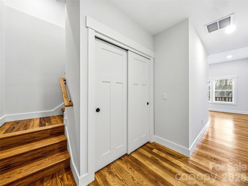 Spacious, unfurnished interior of a new home in , Asheville (Image 22).
