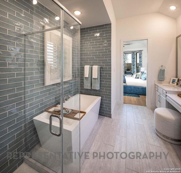 Furnished interior view inside a new home in The Ranches at Creekside, Boerne (Image 19). Furnished interior view inside a new home in The Ranches at Creekside, Boerne (Image 19).