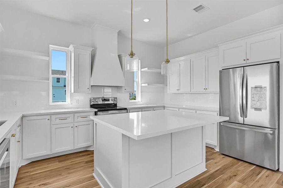 Furnished interior view inside a new home in , Galveston (Image 7).