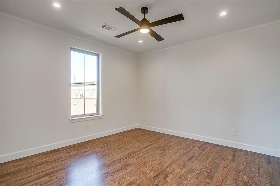 Spacious, unfurnished interior of a new home in , Grapevine (Image 38). Spacious, unfurnished interior of a new home in , Grapevine (Image 38).