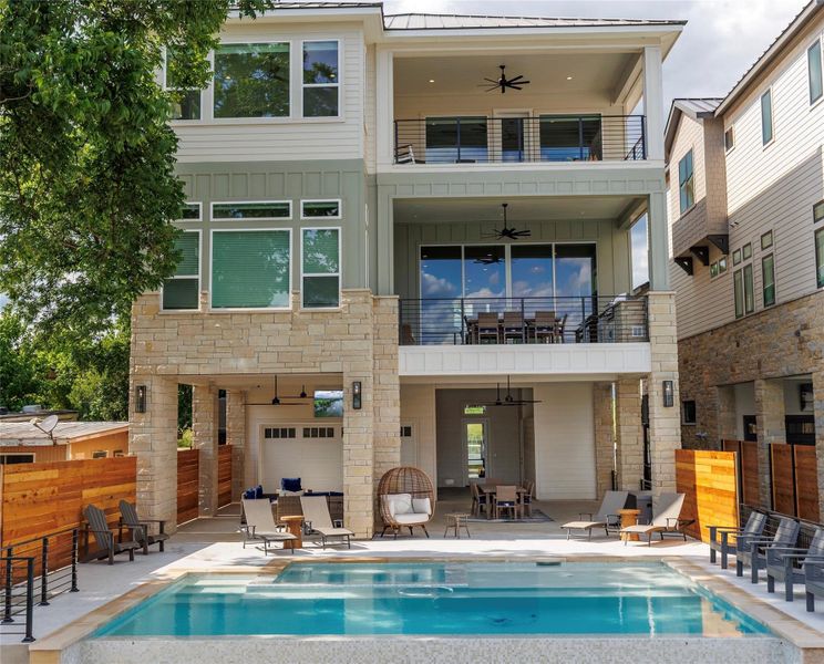 Welcome to your Dream Lakefront Getaway! Welcome to your Dream Lakefront Getaway!