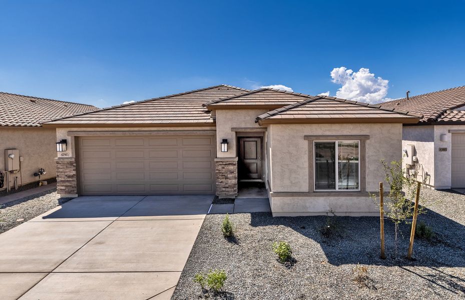 Front exterior of a new home in El Rancho Santa Rosa, Maricopa, AZ, highlighting curb appeal (Image 20).