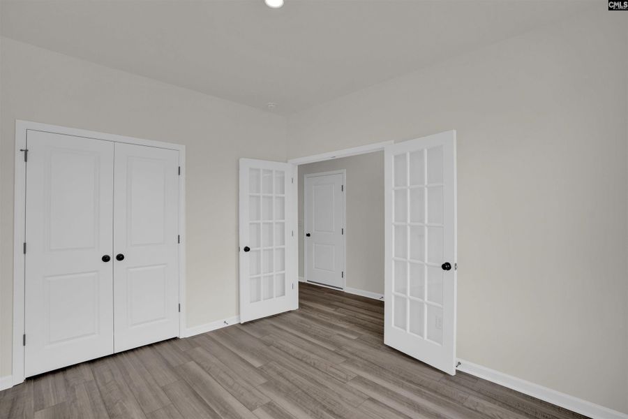 Spacious, unfurnished interior of a new home in Old Charleston Acres, Pelion (Image 10).