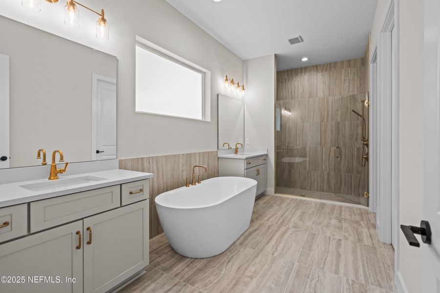 Furnished interior view inside a new home in SilverLeaf, St. Augustine (Image 8).