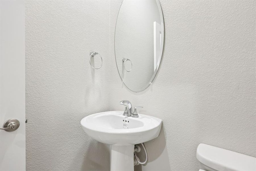 Close-up of interior finishes inside a home in Westmoor, Sherman (Image 19). Close-up of interior finishes inside a home in Westmoor, Sherman (Image 19).