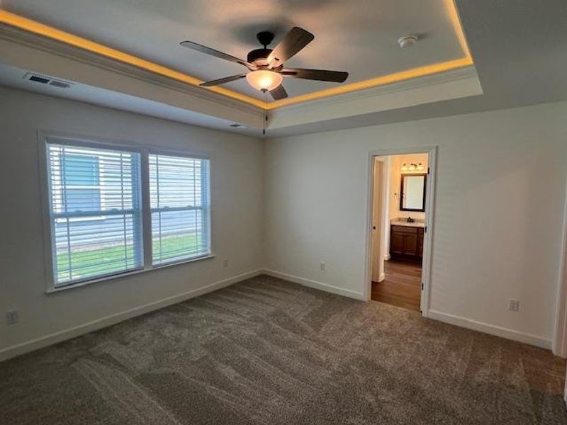 Spacious, unfurnished interior of a new home in Cleveland Meadows, Spartanburg (Image 10).