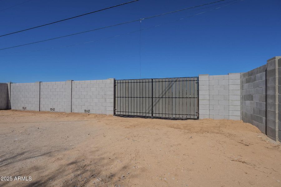 New RV Gates & Block Wall Fence!
