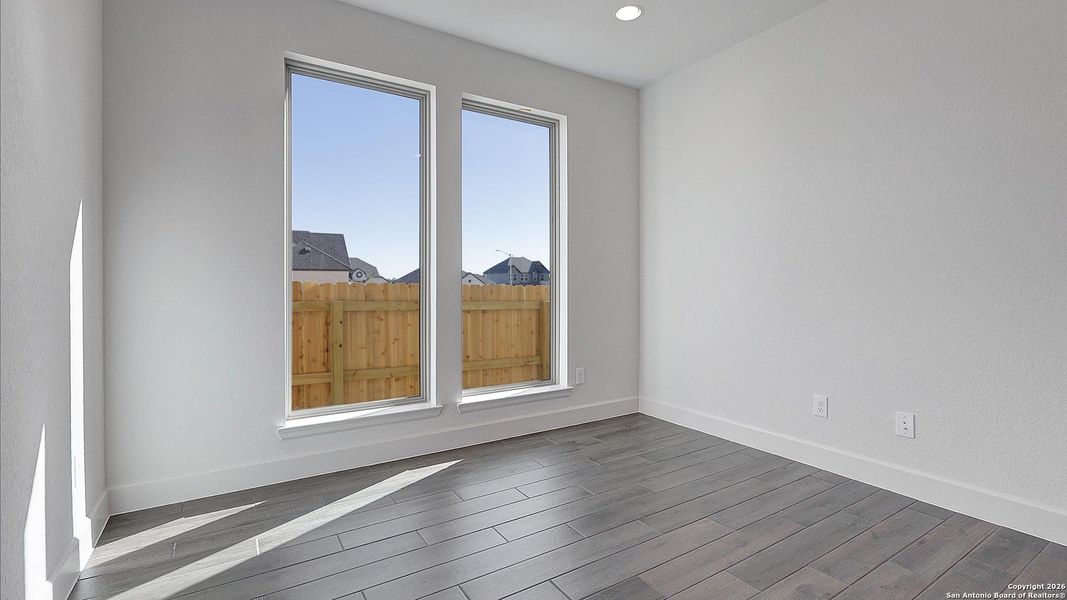 Spacious, unfurnished interior of a new home in Corley Farms 50', Boerne (Image 24).
