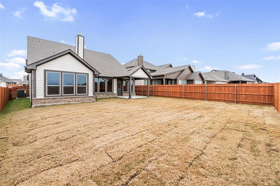 Exterior details and patio area of a home in Northstar, Haslet (Image 3).
