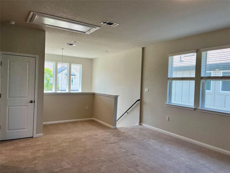 Spacious, unfurnished interior of a new home in Fleetwood, Dripping Springs (Image 16). Spacious, unfurnished interior of a new home in Fleetwood, Dripping Springs (Image 16).