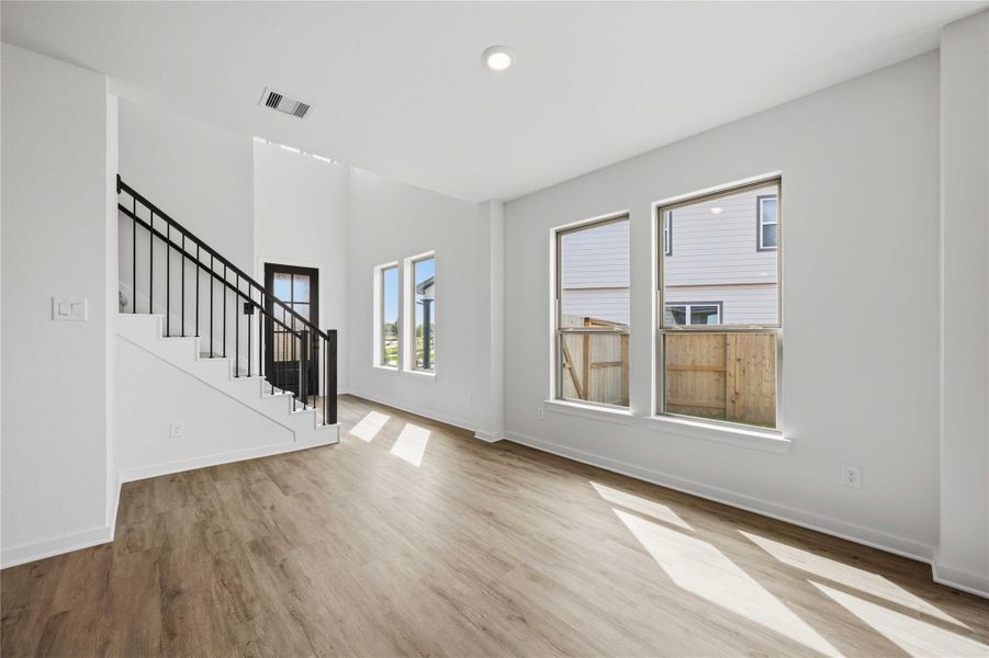 Spacious, unfurnished interior of a new home in La Segarra 40', Brookshire (Image 34). Spacious, unfurnished interior of a new home in La Segarra 40', Brookshire (Image 34).