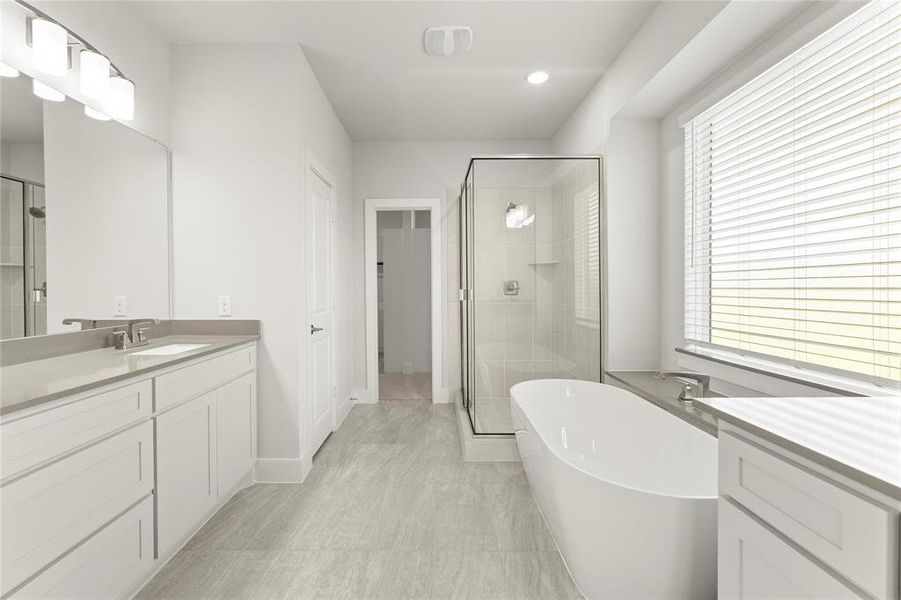 Furnished interior view inside a new home in Grayhawk Addition, Forney (Image 11).