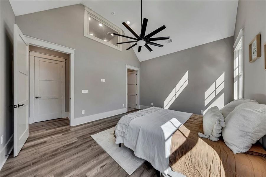 Furnished interior view inside a new home in , Jasper (Image 18).