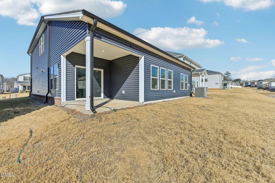 41-web-or-mls-Raleigh - Oak Manor - 749