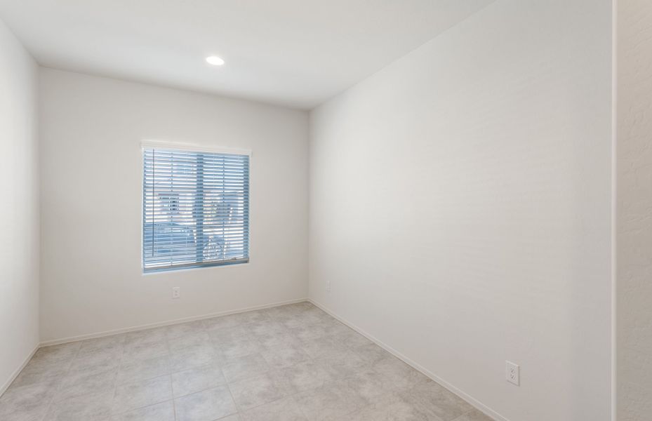 Spacious, unfurnished interior of a new home in Copper Falls, Buckeye (Image 20). Spacious, unfurnished interior of a new home in Copper Falls, Buckeye (Image 20).