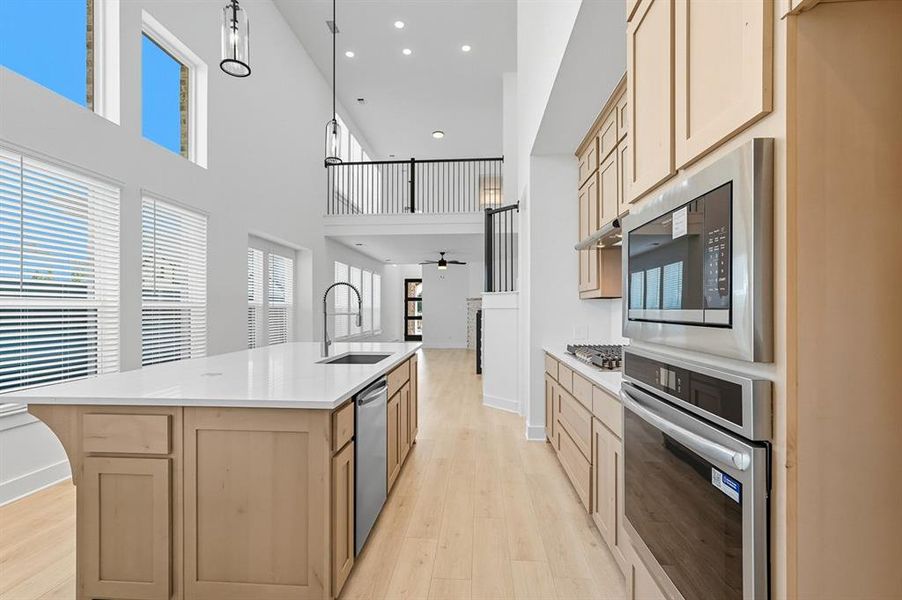 Furnished interior view inside a new home in Hillstead, Lavon (Image 13).