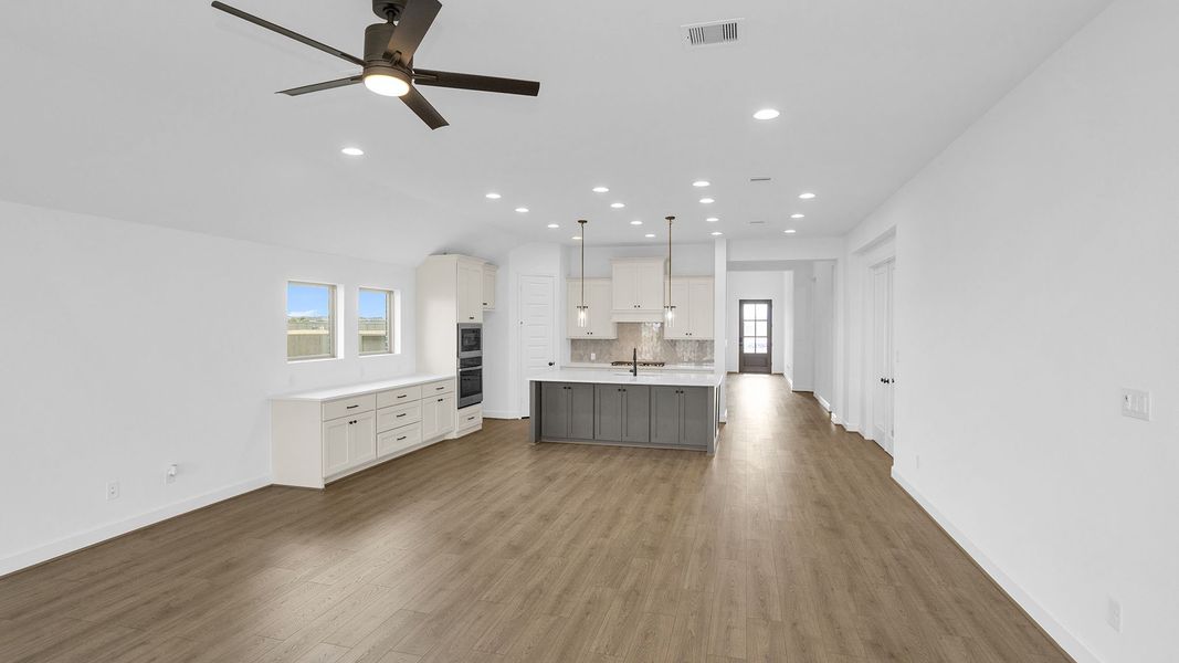 Spacious, unfurnished interior of a new home in Revera, Richmond (Image 20).