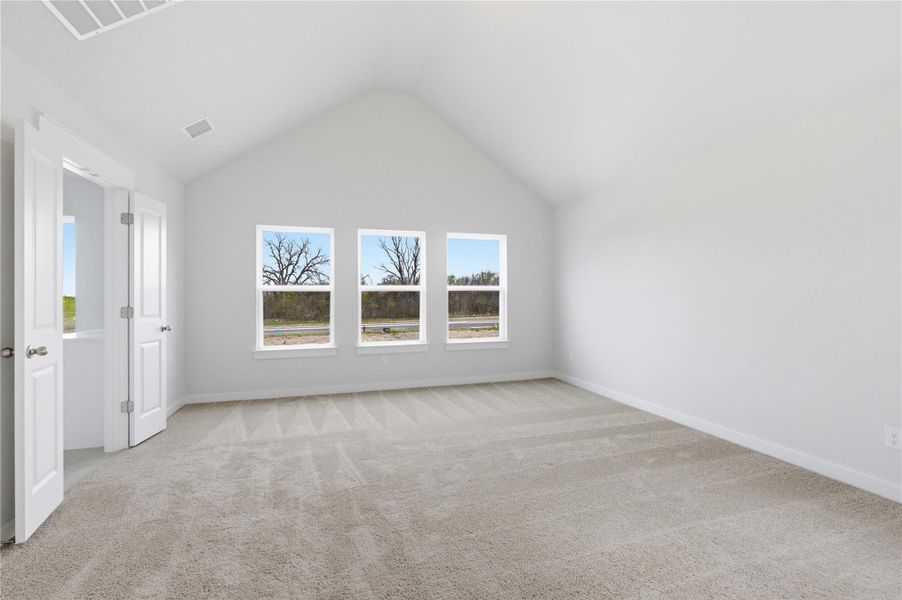 Spacious, unfurnished interior of a new home in Infinity Square, Kyle (Image 14).