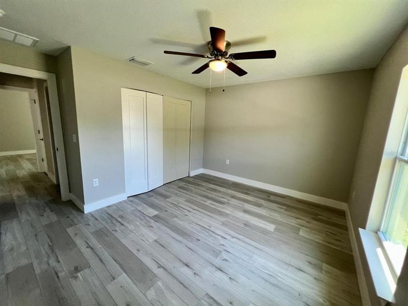 Spacious, unfurnished interior of a new home in , Citrus Springs (Image 17).