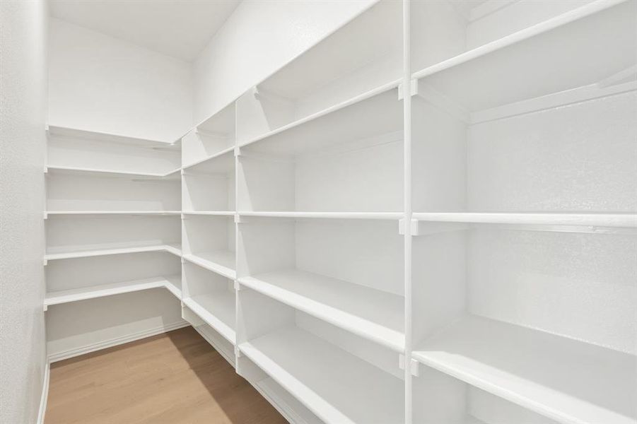 Spacious, unfurnished interior of a new home in Timberbrook, Justin (Image 28).
