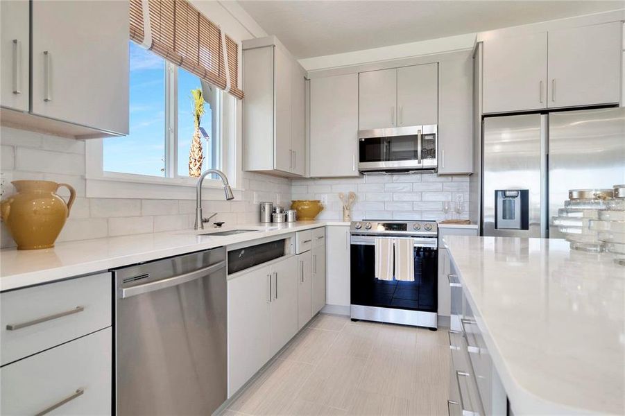 Furnished interior view inside a new home in , Wesley Chapel (Image 11).
