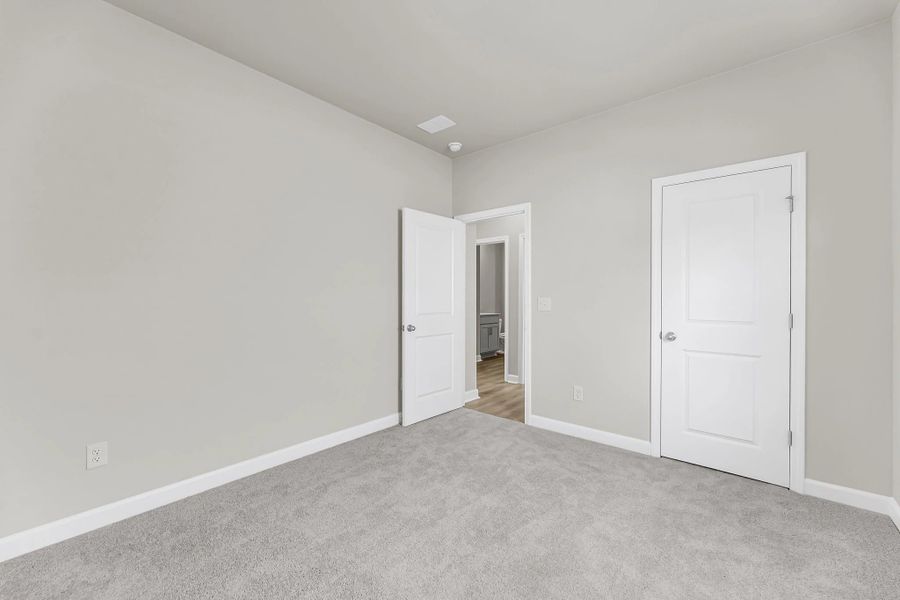 Similar Greenwood floorplan with Milan Collection. Features and finishes may change.