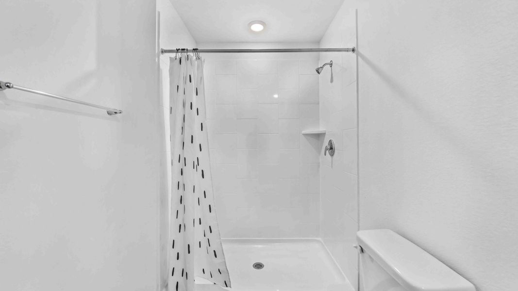 Furnished interior view inside a new home in Garver Heights, Houston (Image 7).