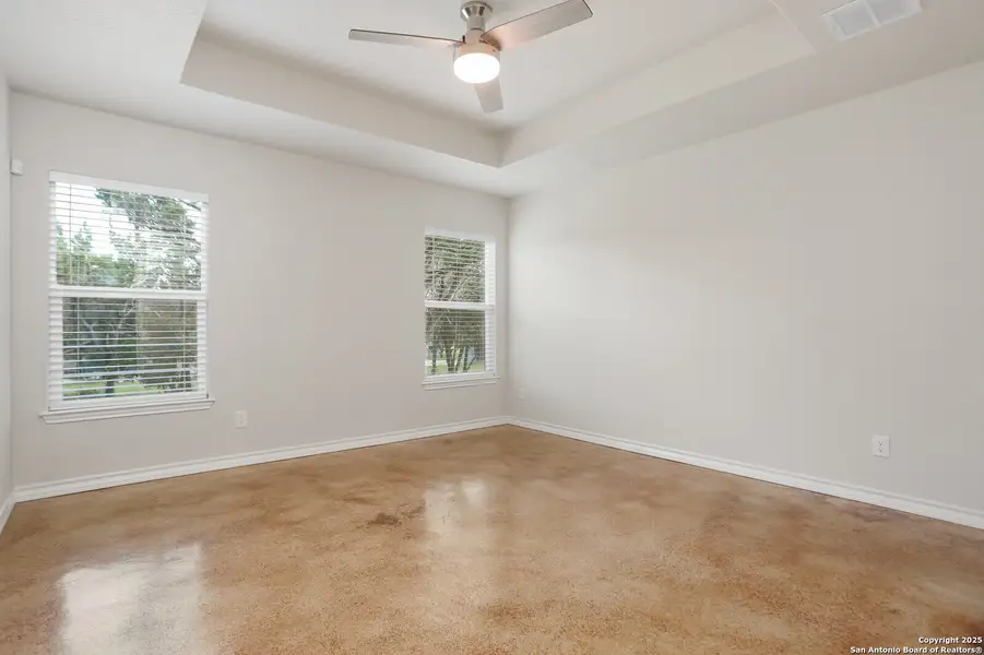 Spacious, unfurnished interior of a new home in , Spring Branch (Image 10).