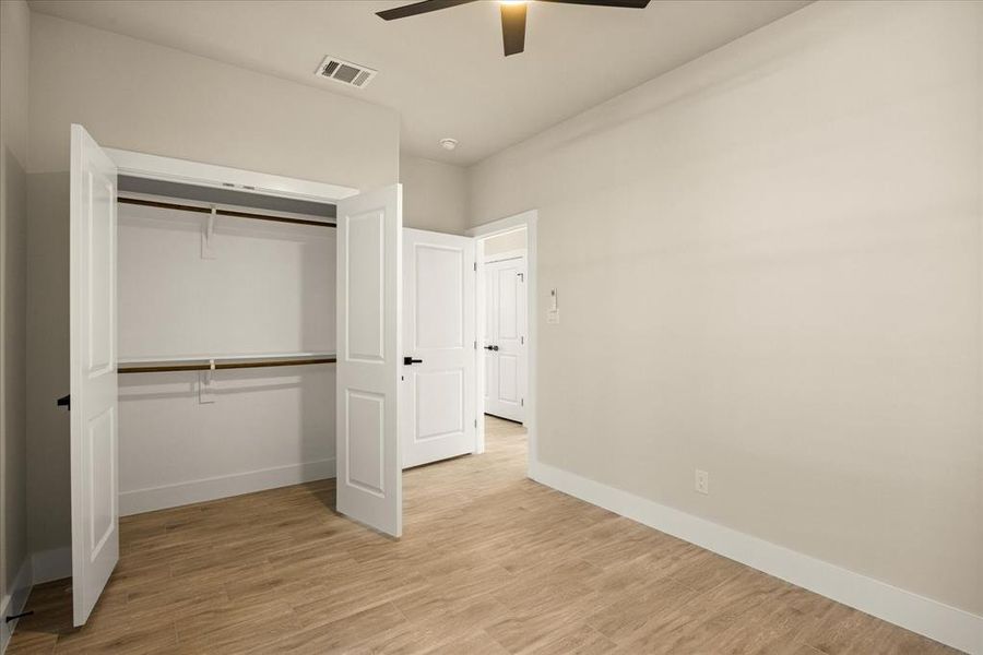 Spacious, unfurnished interior of a new home in , Granbury (Image 15). Spacious, unfurnished interior of a new home in , Granbury (Image 15).