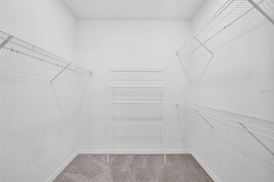 Spacious, unfurnished interior of a new home in Seminole Palms, Palm Coast (Image 18).