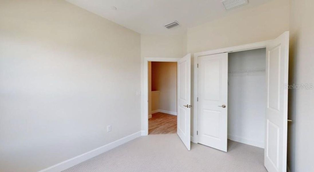 Spacious, unfurnished interior of a new home in Seahaven, Punta Gorda (Image 21). Spacious, unfurnished interior of a new home in Seahaven, Punta Gorda (Image 21).