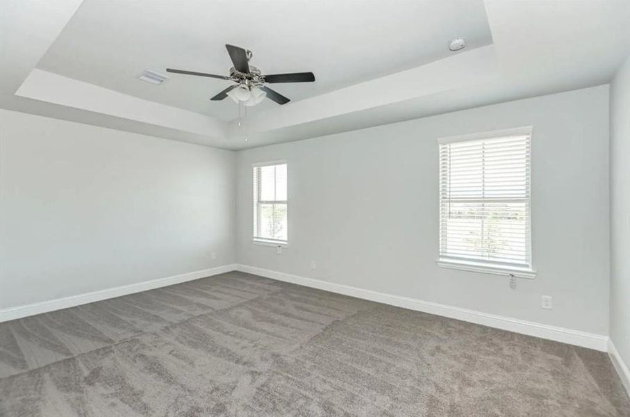 Spacious, unfurnished interior of a new home in Kiber Reserve, Angleton (Image 12).