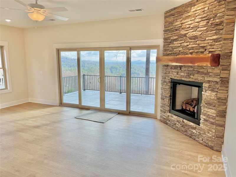 Spacious, unfurnished interior of a new home in , Lenoir (Image 12).