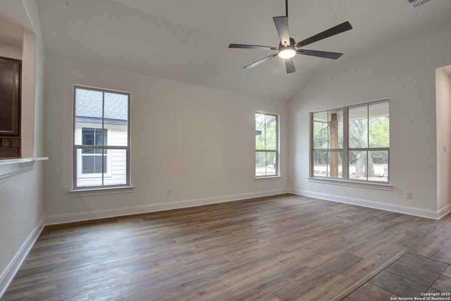 Spacious, unfurnished interior of a new home in , Wimberley (Image 19).