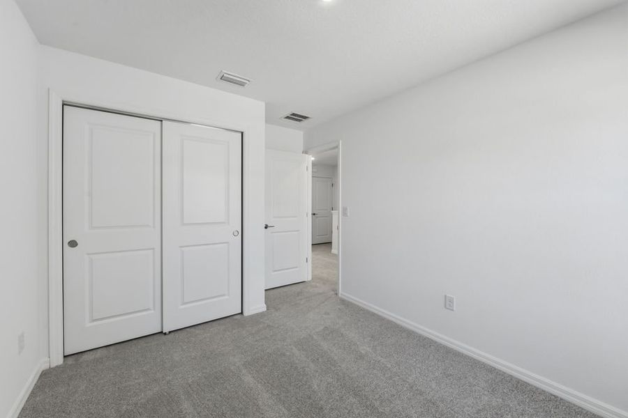 Spacious, unfurnished interior of a new home in Vinterra Townhomes, Nokomis (Image 11).