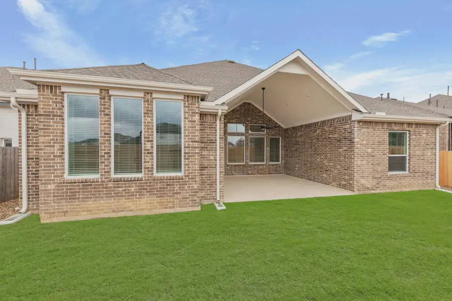 Representative exterior details of a home built from the Brentwood by Chesmar Homes in Briarley, Montgomery (Image 4). Representative exterior details of a home built from the Brentwood by Chesmar Homes in Briarley, Montgomery (Image 4).