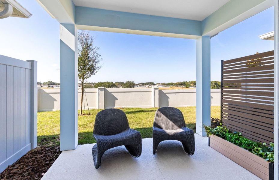Representative exterior details of a home built from the Springdale by Pulte Homes in Hartford Terrace, Davenport (Image 3).